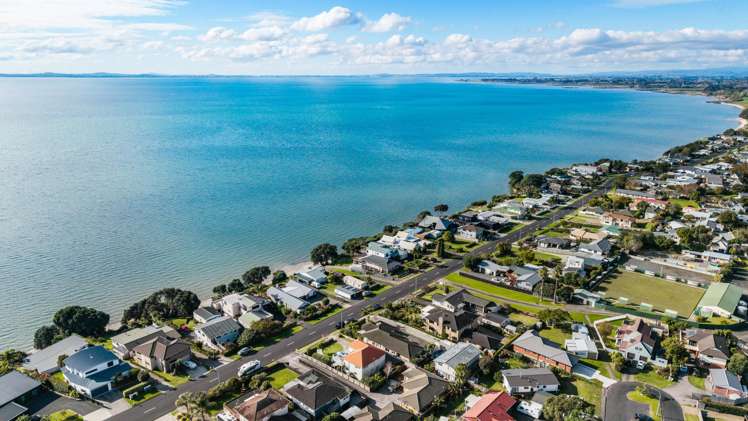 48 Torkar Road Clarks Beach_24