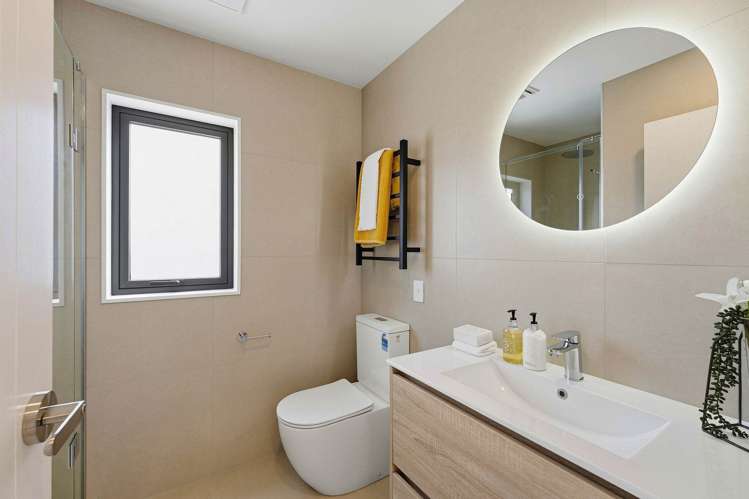 Lot 5/137 Moore Street Hillcrest_29