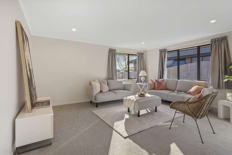 13 Bishopsworth Way Huntington_9