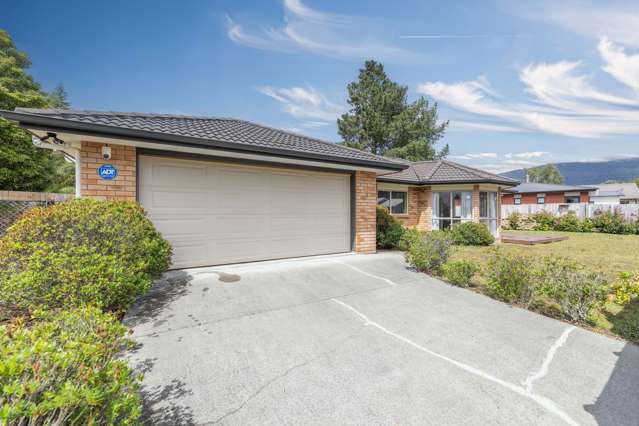3 Ngahana Place Turangi_2