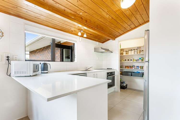 19 Muriel Place Ranui_9