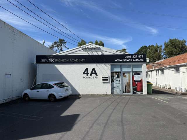 PORTAGE ROAD OFFICE OPPORTUNITY