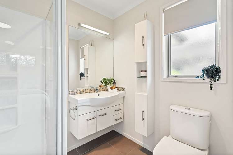 11 North Crest Drive Onerahi_9