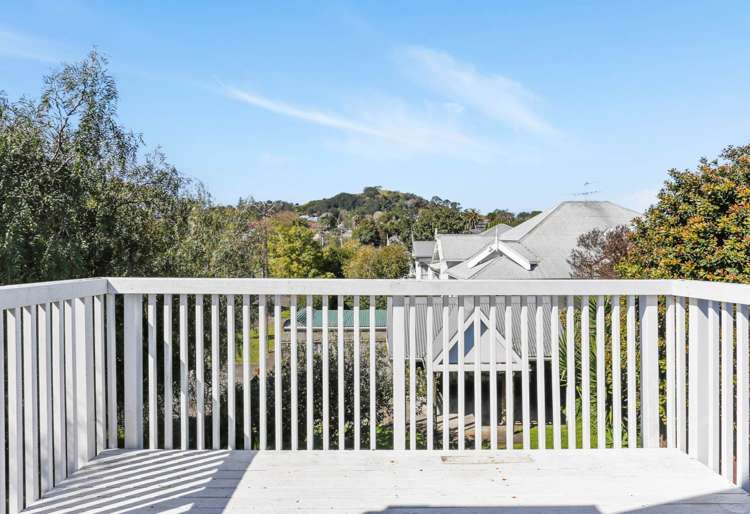 10 Leamington Road_4