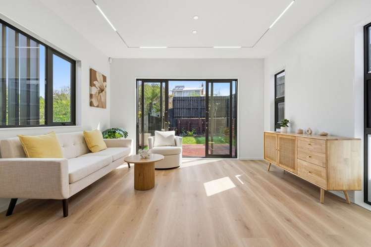 Lot 9/30 Kiteroa Terrace Rothesay Bay_1