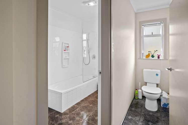 29 View Mount Stoke_16