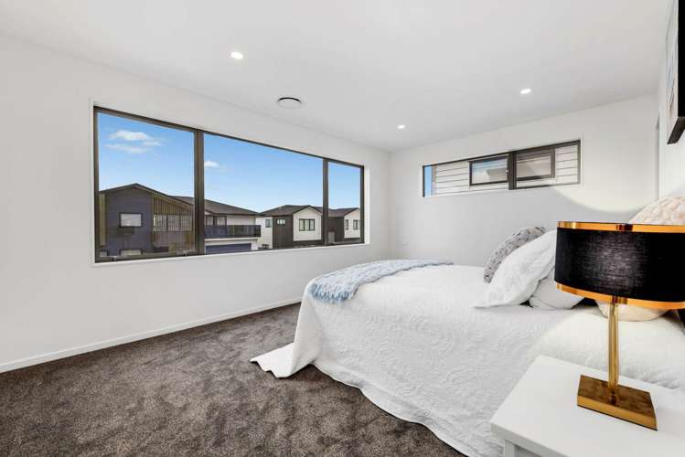 6 Bendridge Street Flat Bush_27