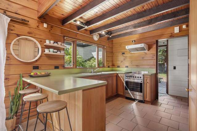 69 Mere Road Taupo_3