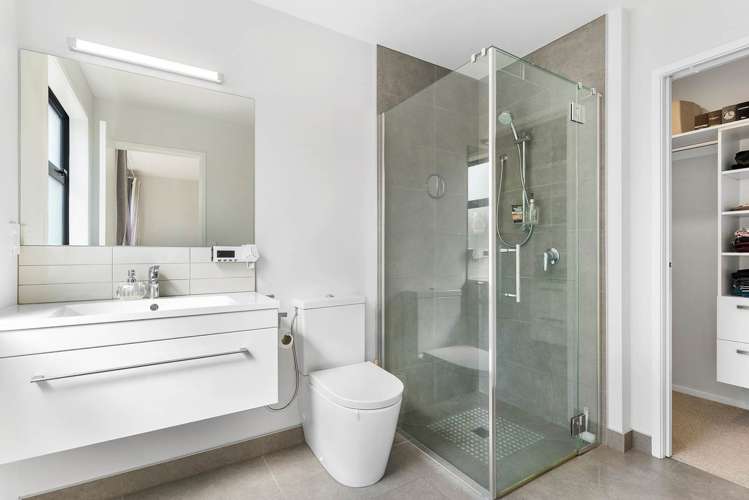 4 Pakaraka Drive Papakura_12