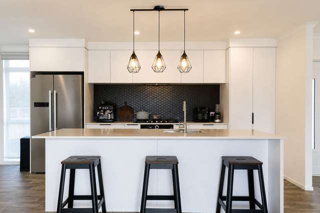147 Devon Street West Hillcrest_1