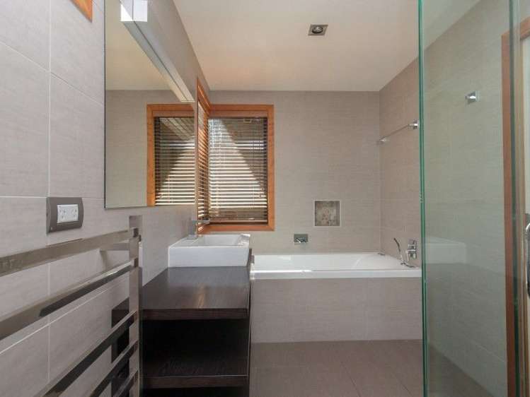 65 Kanuka Rise Albert Town_8