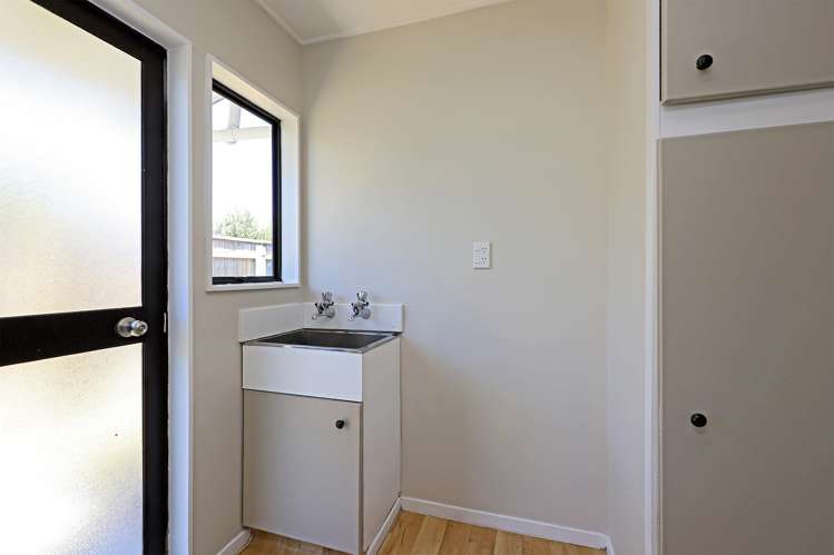 1013 Glenhope Street Mahora_11