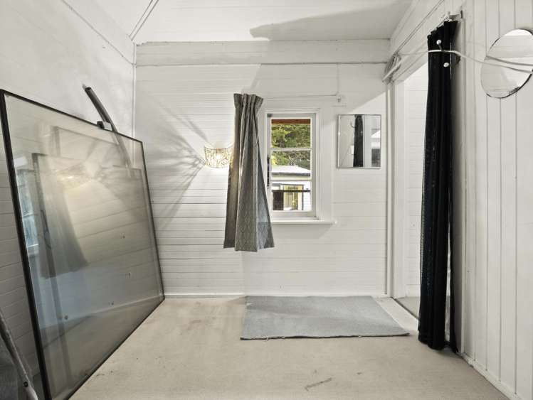 3 Peace Street Taieri Mouth_7