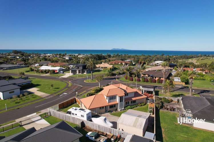 1 Island Vista Athenree_2