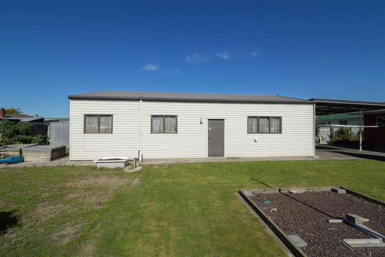 52 Brucefield Avenue Netherby_17