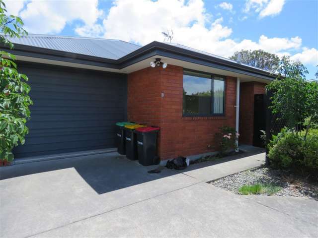 2 Clinton Lane Woolston_2