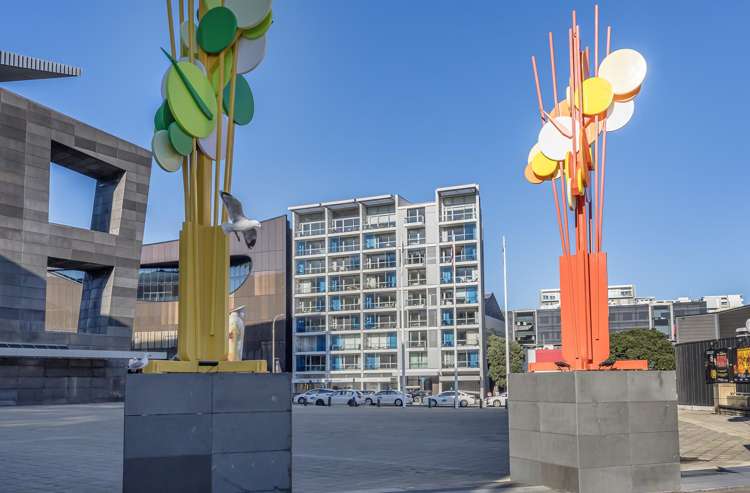 1C/42 Cable Street Te Aro_24