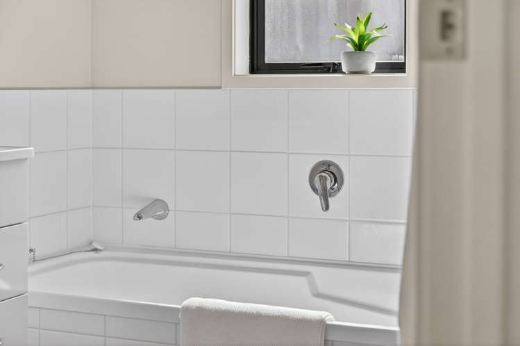 61D Sabulite Road Kelston_22