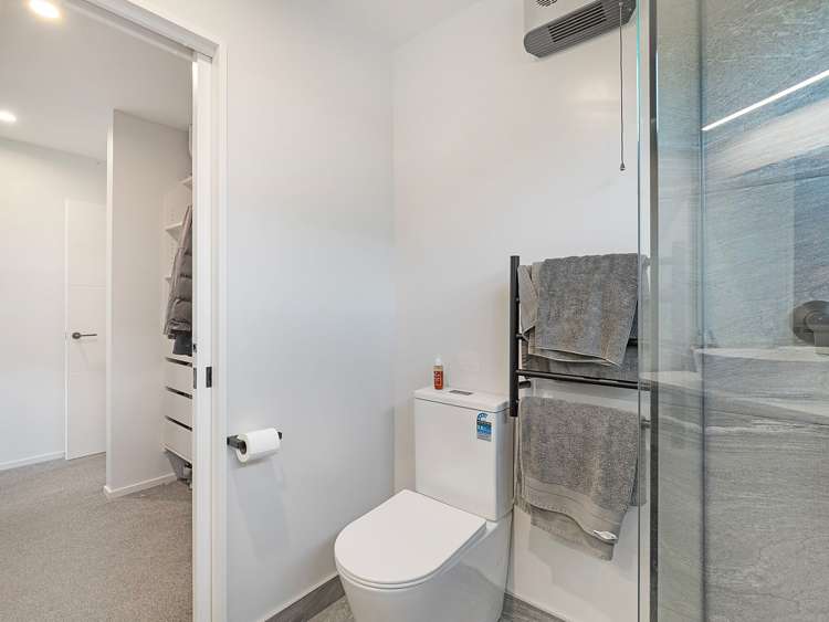 4 Roles Way Rolleston_14