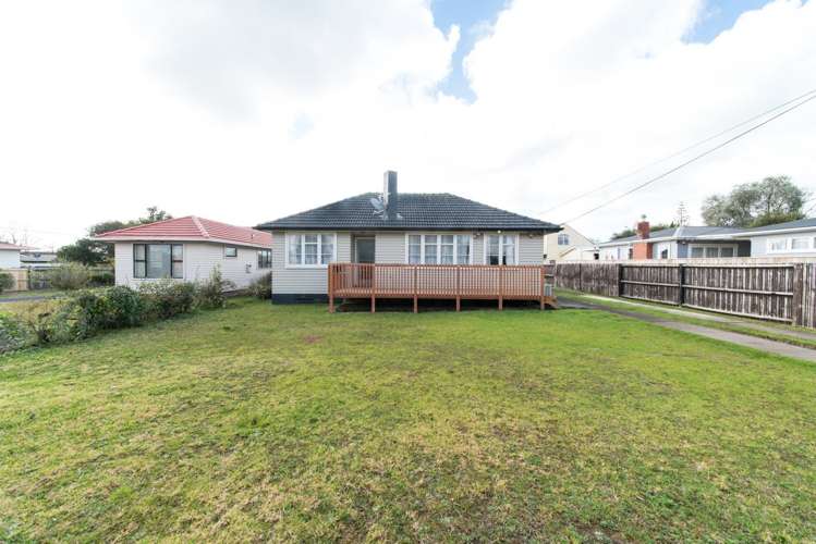 719 Te Atatu Road Te Atatu Peninsula_3