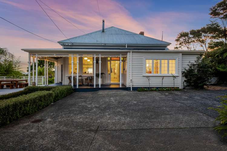 104 Attwood Road Paremoremo_37