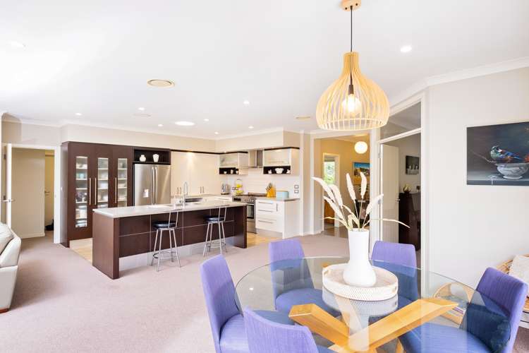 2 Akaroa Road Poraiti_6