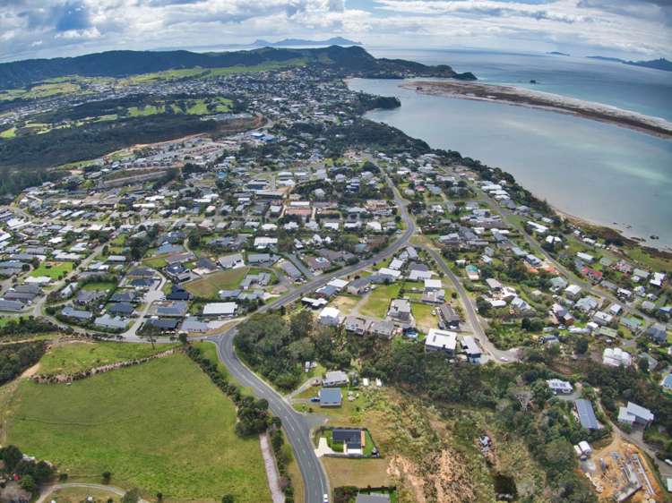 79 Moir Point Road Mangawhai Heads_23