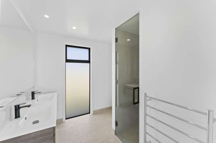 21 Greenway Crescent Richmond_21