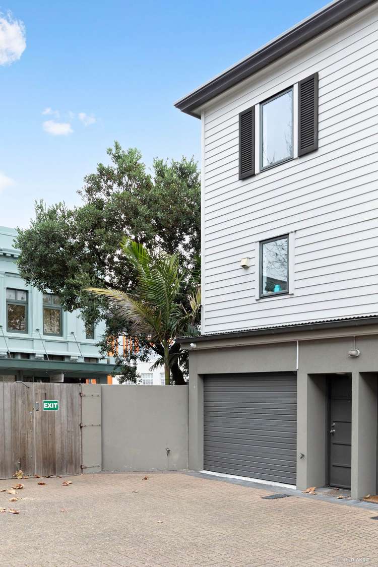 13/42 Saint Benedicts Street Eden Terrace_1