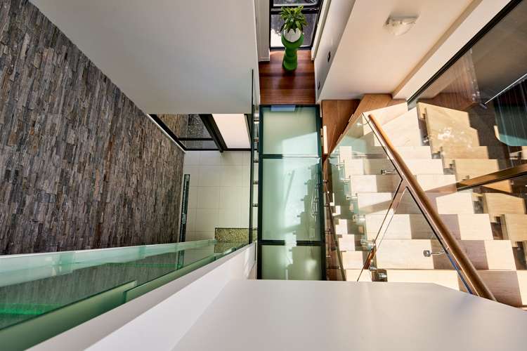 24D Mandalay Terrace Khandallah_12
