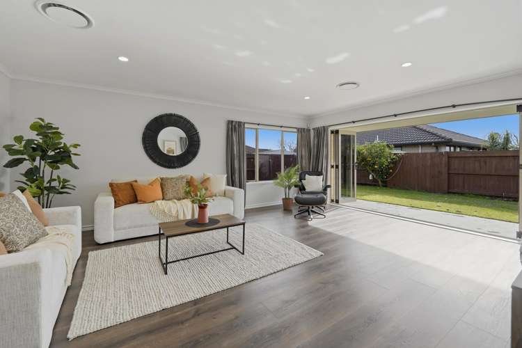 17 Blossom Grove Papamoa_5