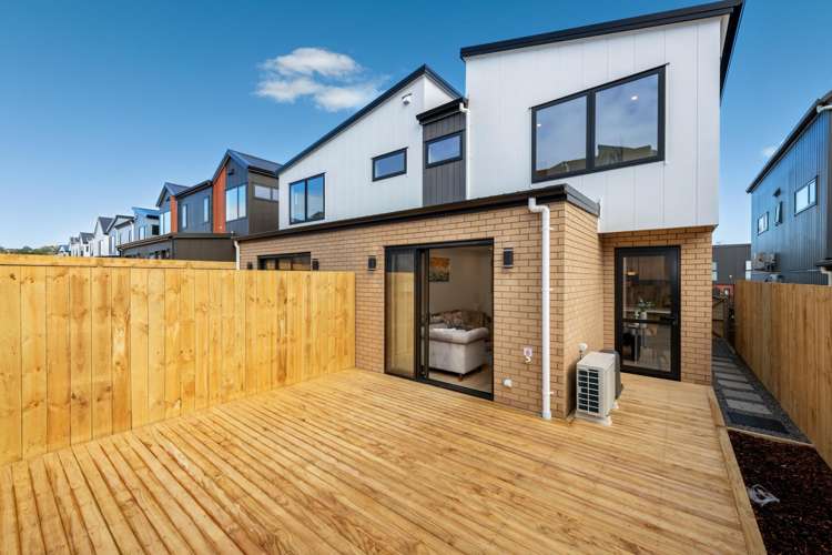 22A Hearth Street Flat Bush_16