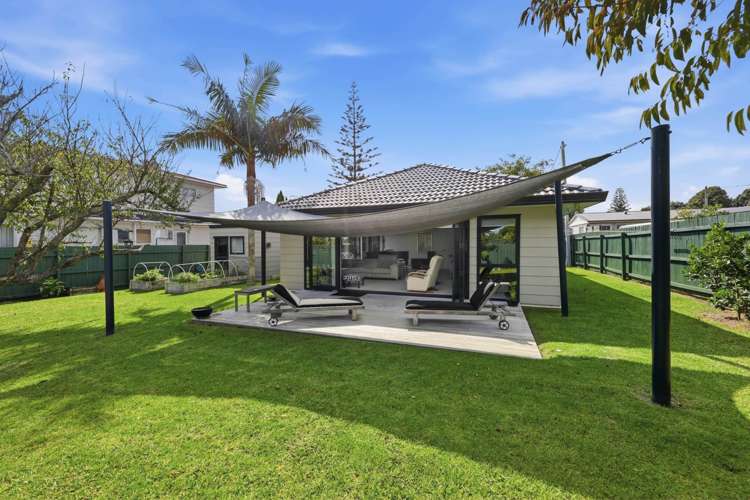 2/330 Rangatira Road Beach Haven_1