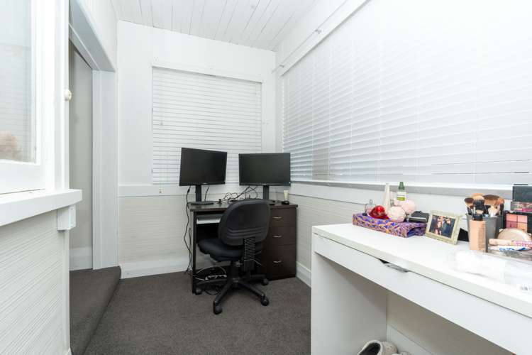 135 Galloway Street Hamilton East_12