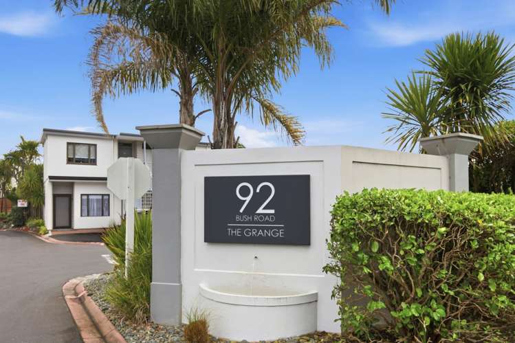 60/92 Bush Road Albany_27