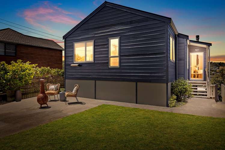 65a Rhine Street Island Bay_14