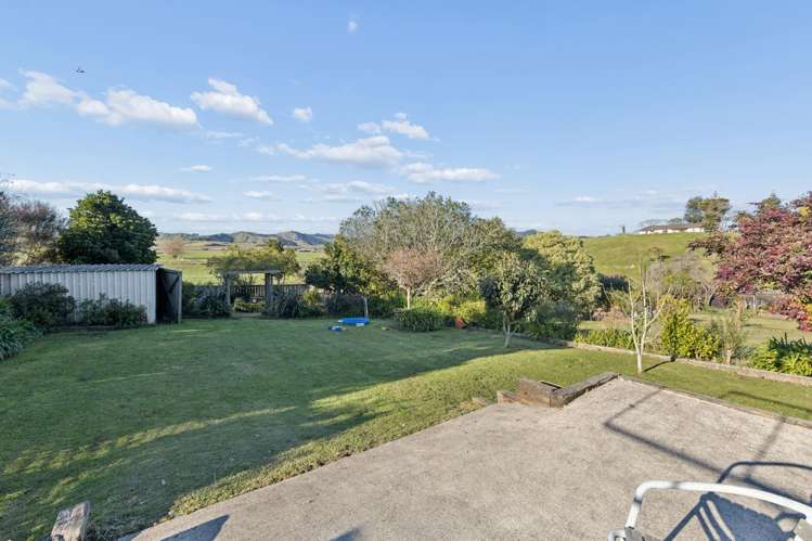 186 Russell Road Huntly_19