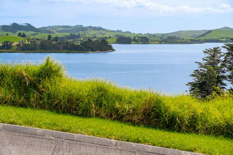 6 Emay Crescent Pahi_21