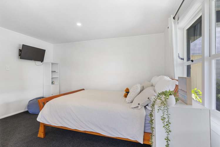 62 Third View Avenue Beachlands_25