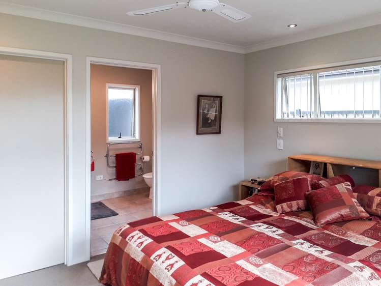 18 Blythfield Place Taradale_6