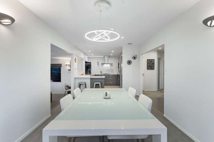 64 Marellen Drive Red Beach_11