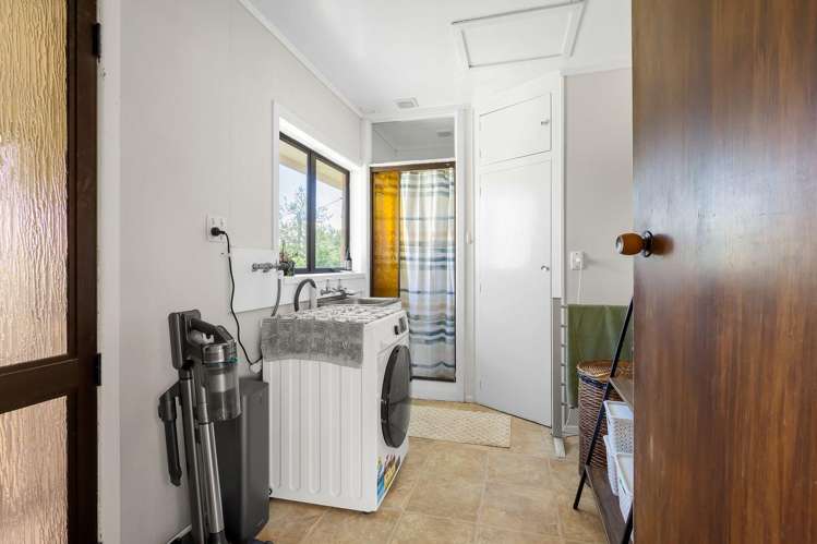 12 Cox Road Rotoorangi_9