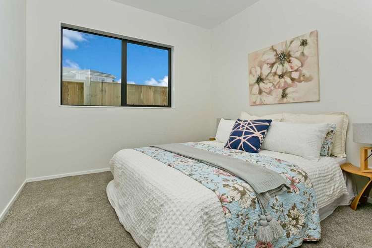 18 Surf View Crescent Red Beach_11
