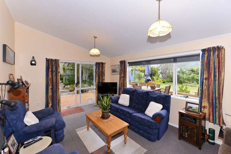 9 Orchard Lane Okiwi Bay_4