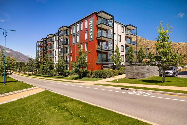 302/34 Red Oaks Drive Frankton_1