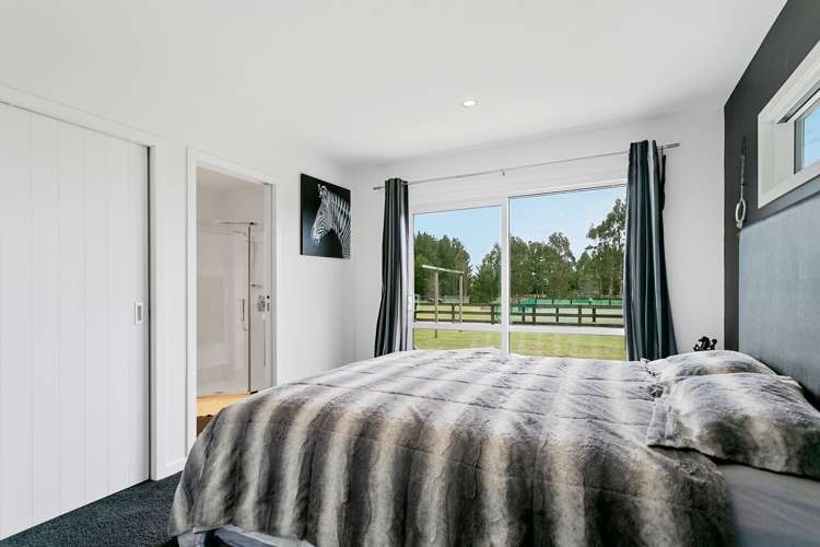 341 White Road Broadlands_11