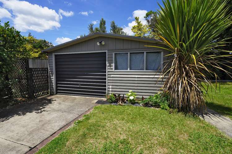 14 Caernarvon Street Dinsdale_9