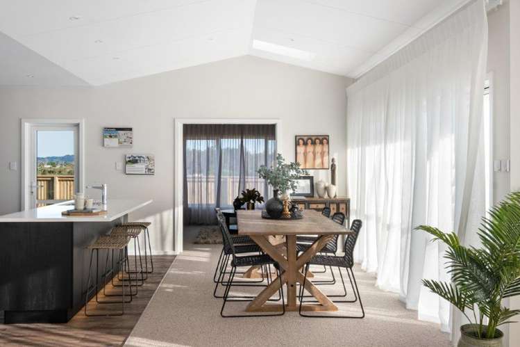 12 Regis Lane Flat Bush_1