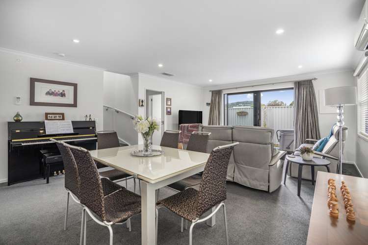 19 Latimer Way Petone_7