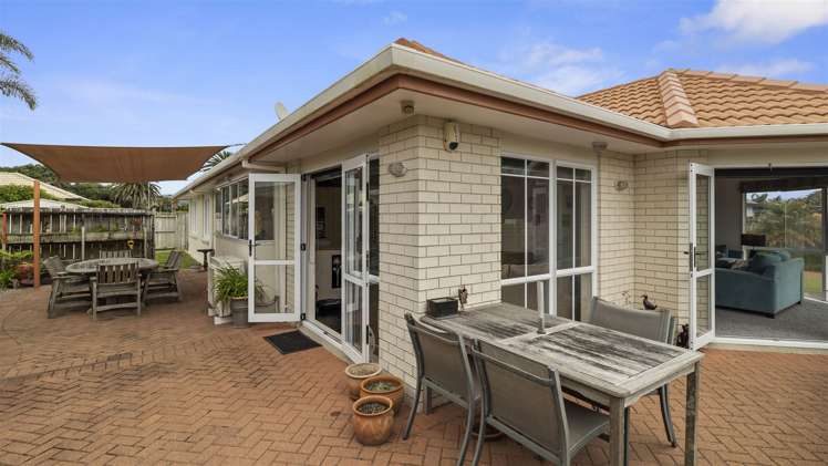 36 Whitsunday Key Papamoa_12